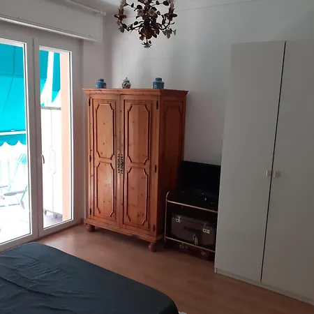 Apartment Casa Lelia Large With Balconies Genoa